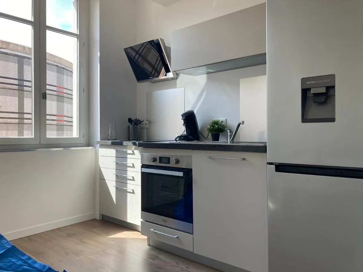 Appartement Magnifique T2 J Jaures Avec Garage à Saint-Etienne  France